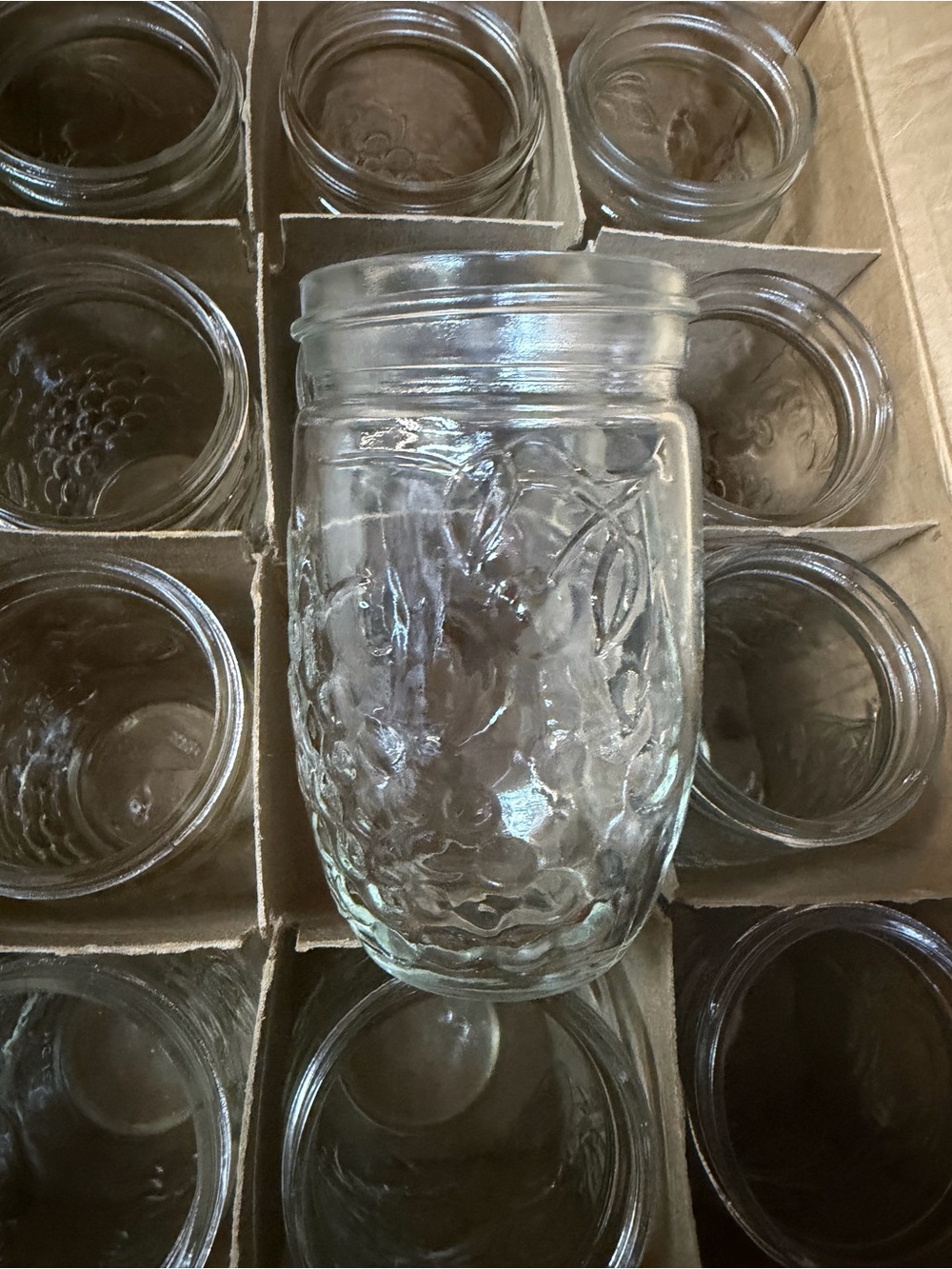 Vintage Kerr Decorated Jam & Jelly Jars Lot of 12 12 oz Embossed Glass No Lids - Picture 4 of 7